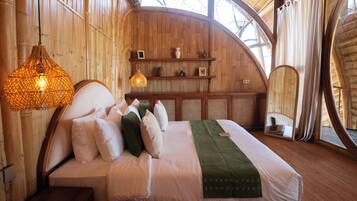 Four Bedroom Leaf Villa