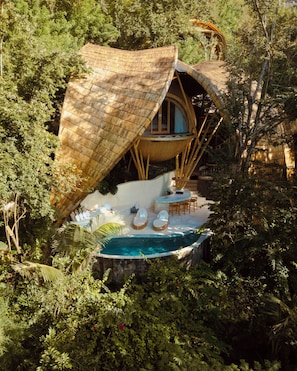 Signature Leaf Villa | Free WiFi, bed sheets - Cocoon Reserve (Kuta)