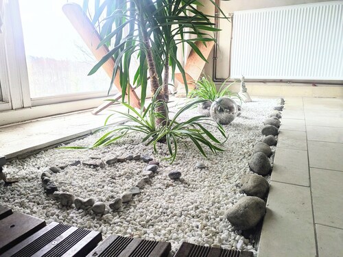 24 hours in an atypical villa with Nordic bath, swimming pool, billiards, table soccer, etc.