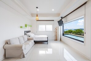 Basic Room, 2 Bedrooms (Room 1 (Private Pool & Ocean View))
