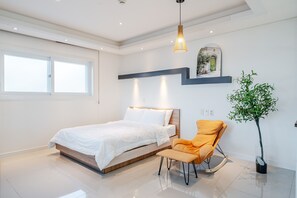 Basic Room, 2 Bedrooms (Room 2 (Private Pool & Ocean View)) - Geoje Gongan Pool Villa (Geoje-si)