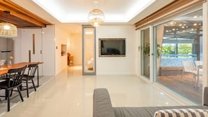 Rom – basic, 1 soverom (Room 102 (Private Pool, Ocean View)) | 1 soverom og wi-fi (inkludert)