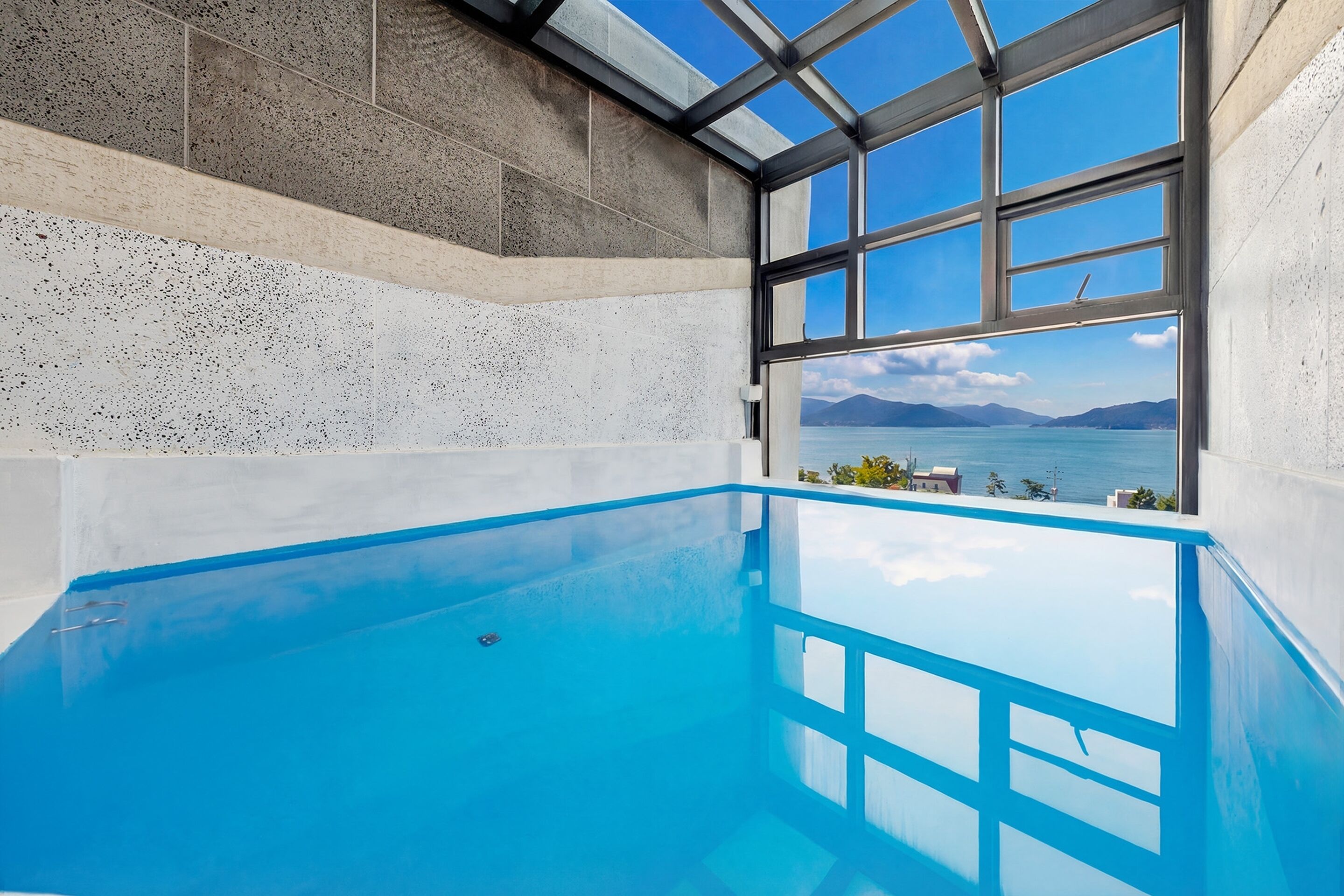 Basic-Zimmer, 1 Schlafzimmer (Room 203 (Private Pool, Ocean View)) | 1 Schlafzimmer, kostenloses WLAN