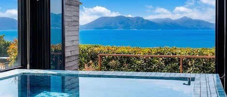 Basic Room, 1 Bedroom (Room 102 (6m Pool, Ocean View)) | 1 bedroom, free WiFi