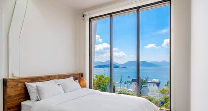 Geoje Sea N Blue Family Pool Villa