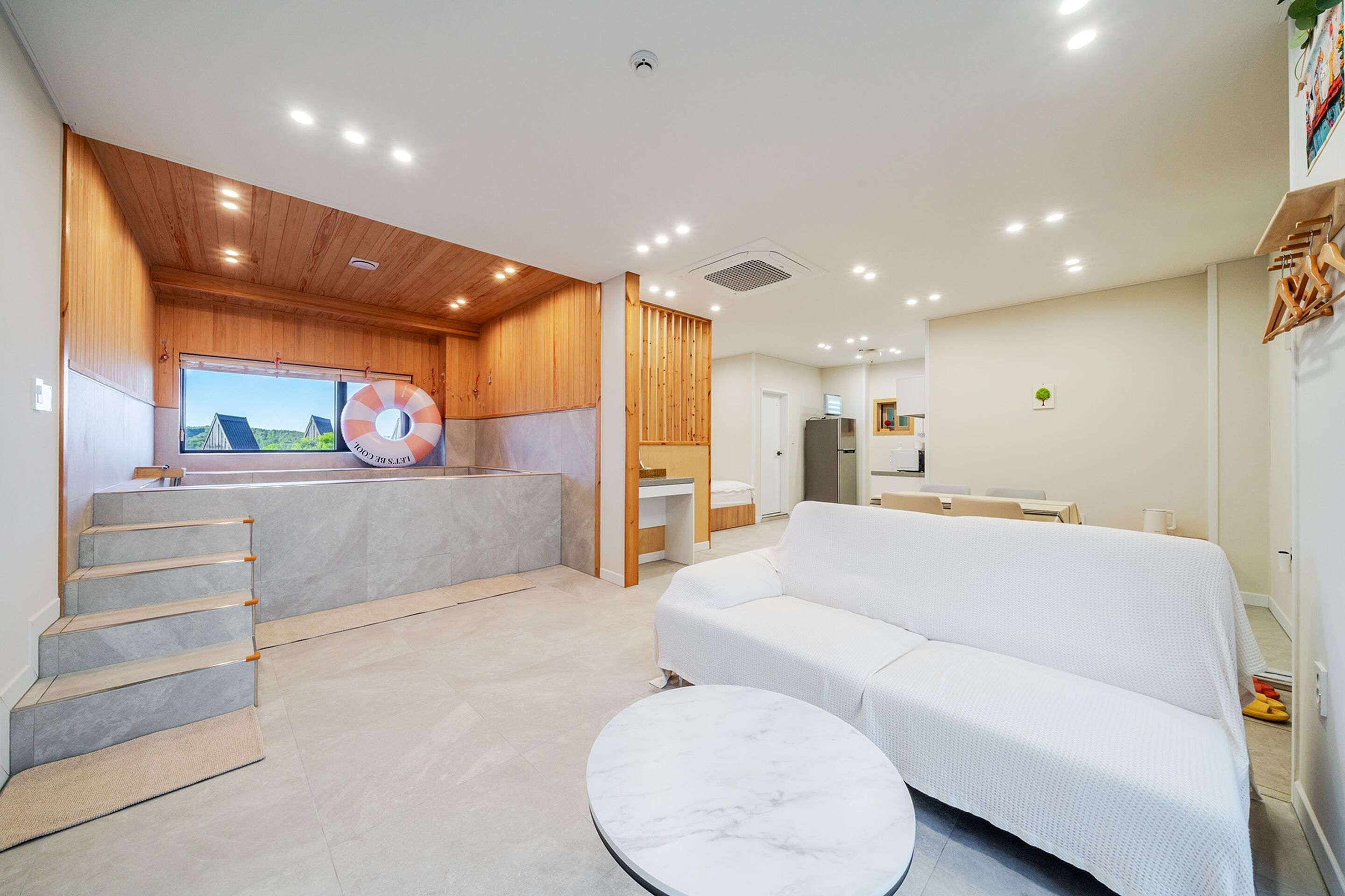 Basic Room, 1 Bedroom (Room 102 (Jacuzzi)) | 1 bedroom, free WiFi