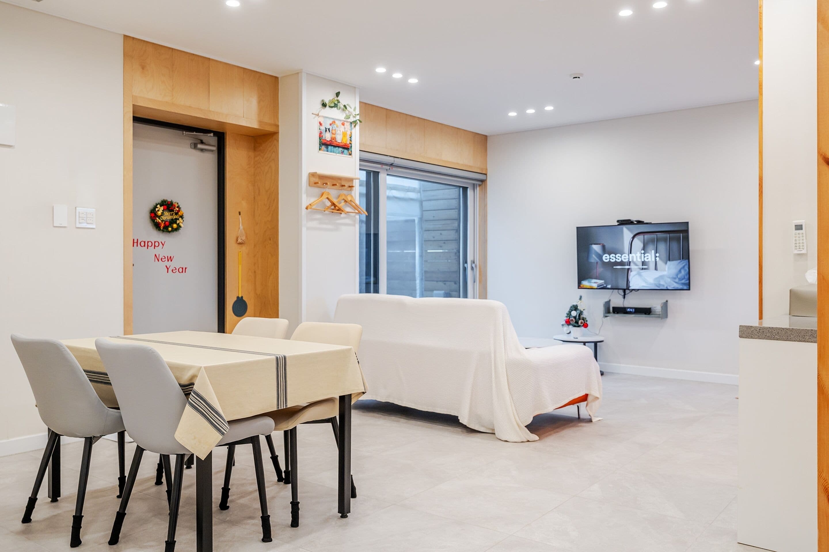 Basic Room, 1 Bedroom (Room 102 (Jacuzzi)) | 1 bedroom, free WiFi