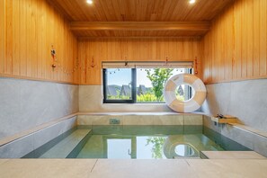 Basic Room, 1 Bedroom (Room 101 (Jacuzzi)) | 1 bedroom, free WiFi - Gyeongju Sanmaru Pension (Gyeongju)