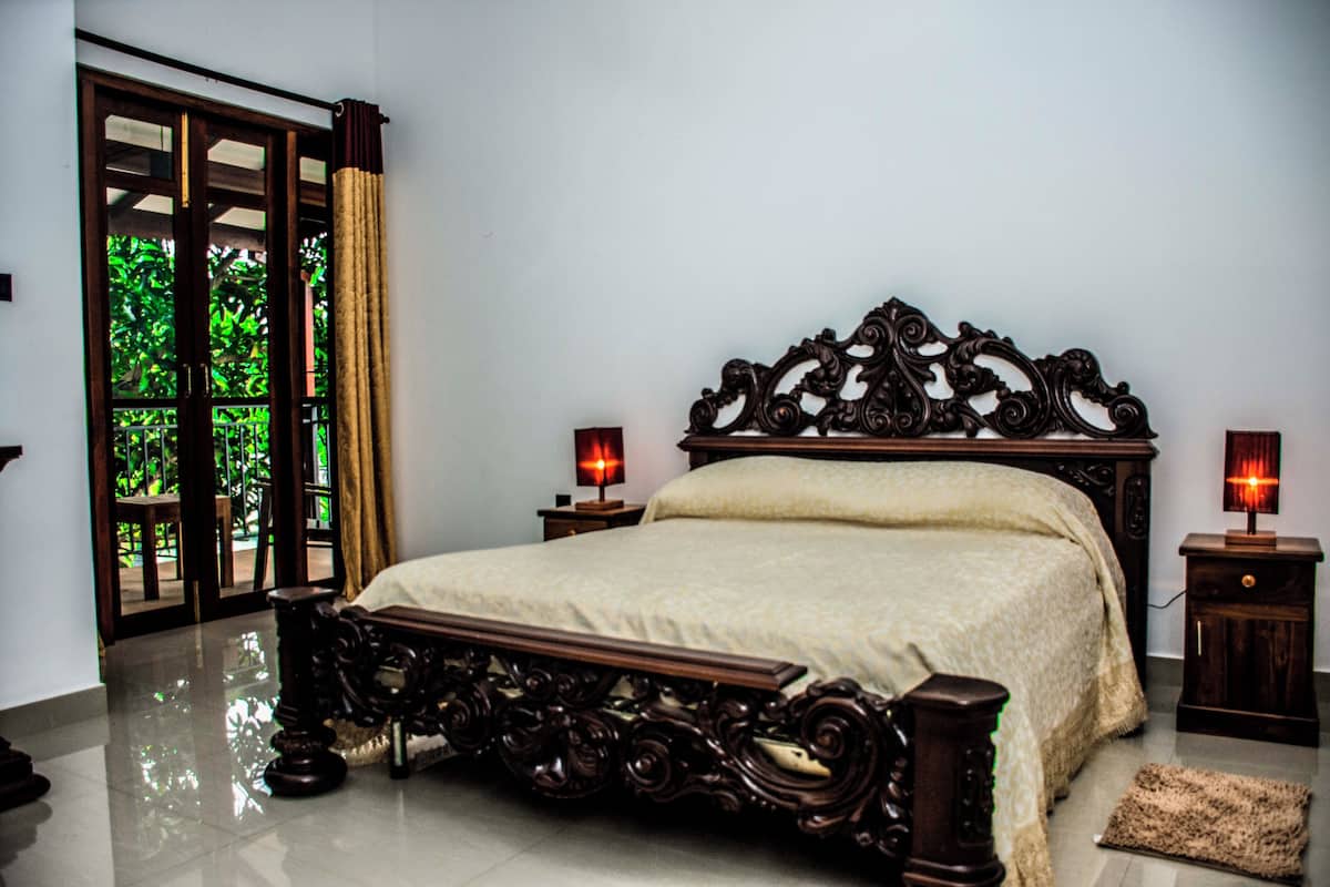 Deluxe Double Room, Mountain View | In-room safe, desk, laptop workspace, blackout drapes