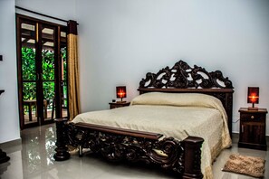 Deluxe Double Room, Mountain View | In-room safe, desk, laptop workspace, blackout drapes - Grand Hill Kandy (Kandy)