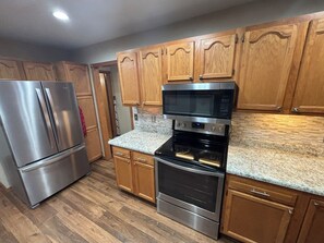 Private kitchen - Rustic Retreat near Norfork Lake (Clarkridge)