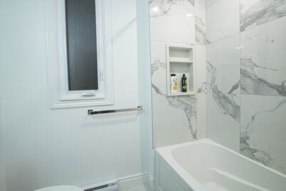 Quiet, Soundproof Executive 1-BR Suite | Ideal for Medical & Extended Stays