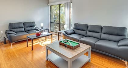 Pool Access! UF + Game Day Base in Gainesville
