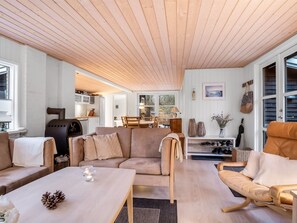 TV, fireplace - "Peadda" - 300m from the sea by Interhome (Blokhus)