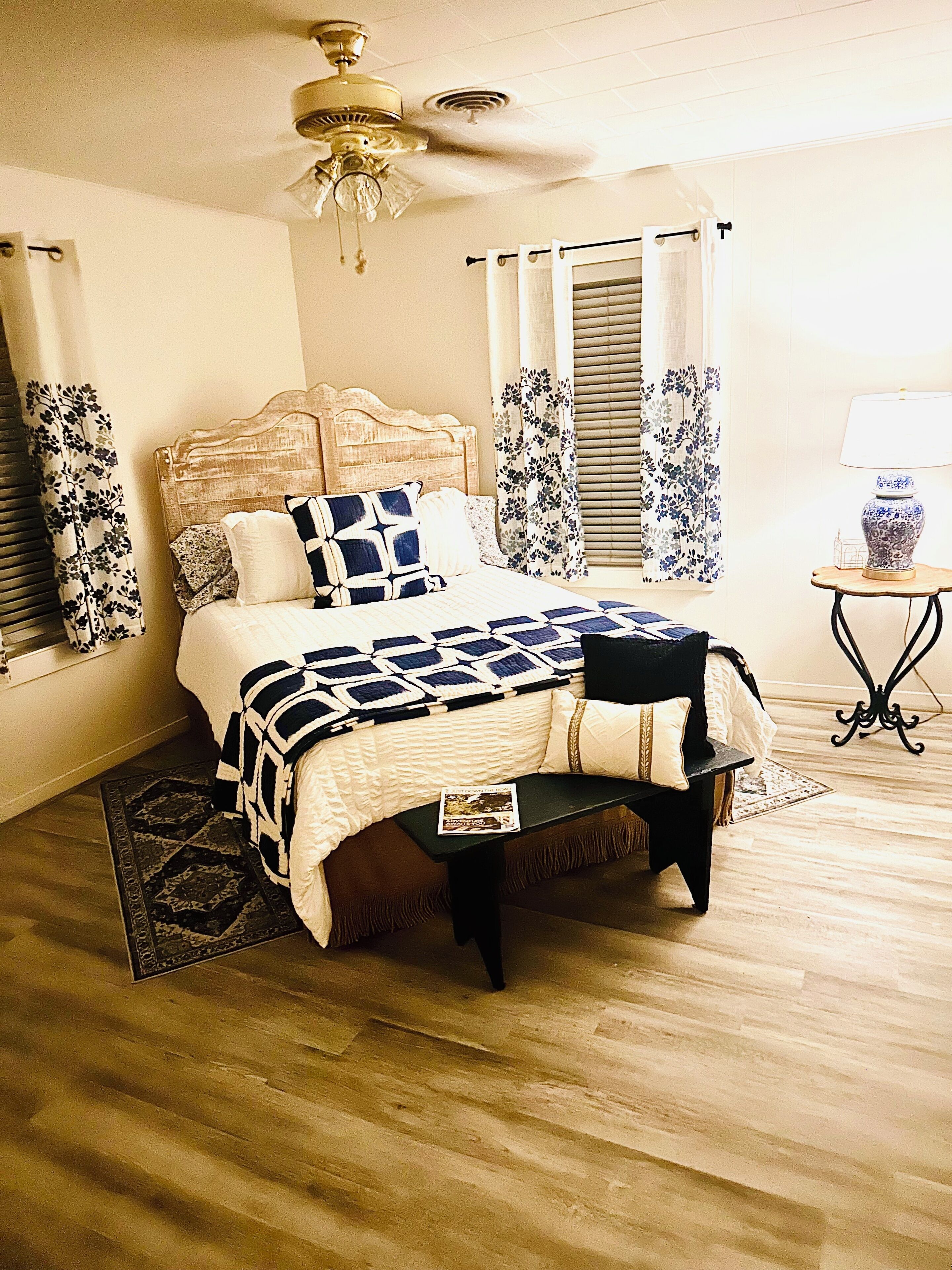 Silitysrauta/-lauta, vuodevaatteet