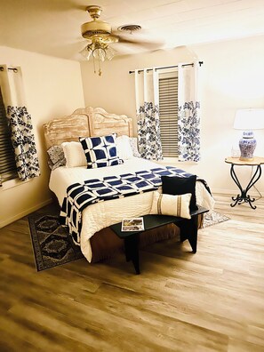 Bügeleisen/Bügelbrett, Bettwäsche