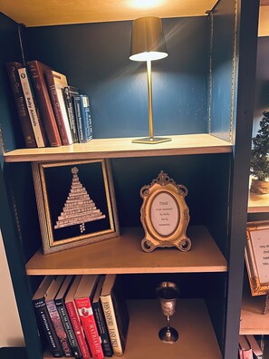 Interior - Fabulous 3-bedroom 2 full bath whole house BnB dining in Carmine near JWs & park (Carmine)