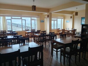 Dining - OS Hotel POMRA (Gangtok)
