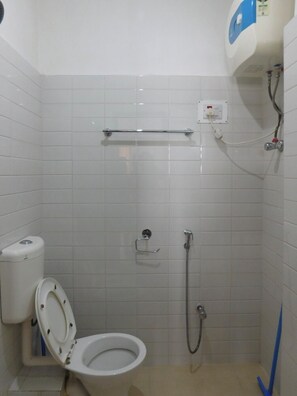 Bathroom - OS Hotel POMRA (Gangtok)