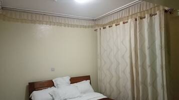 Standard Single Room | Individually decorated, individually furnished, free WiFi, bed sheets