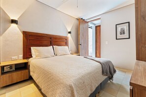 4 bedrooms, iron/ironing board, WiFi, bed sheets - Casa Carretero - Luxury 4BR Villa in the Old City (Cartagena de Indias)