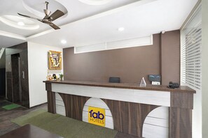 Reception - Fabhotel Akshaya Residency (Bengaluru)