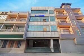 Exterior - Fabhotel Silver Key I (New Delhi)