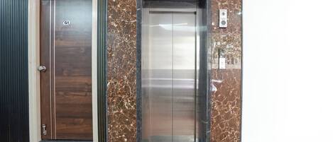 Elevator