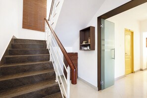 Lobby - Fabhotel Disha Inn (Chennai)