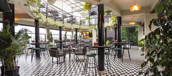 Fabhotel Raayara Suites