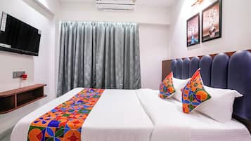 Lakens van Egyptisch katoen, luxe beddengoed, een kluis op de kamer