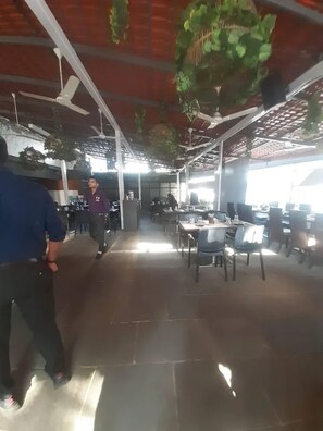 Restaurant - Fabhotel Suruchi Homes (Mumbai)