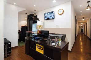 Reception - Fabhotel Anand Mukesh Residency (New Delhi)