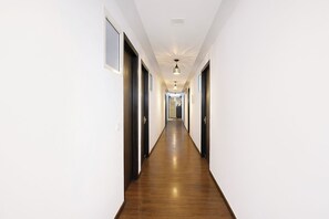 Lobby - Fabhotel Anand Mukesh Residency (New Delhi)