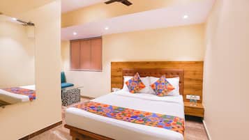 Deluxe Room | Egyptian cotton sheets, premium bedding, in-room safe, free WiFi