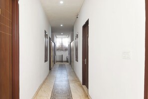 Lobby - Fabhotel As Residency I (Ludhiana)
