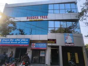 Exterior - Fabhotel Budha Tree (Varanasi)