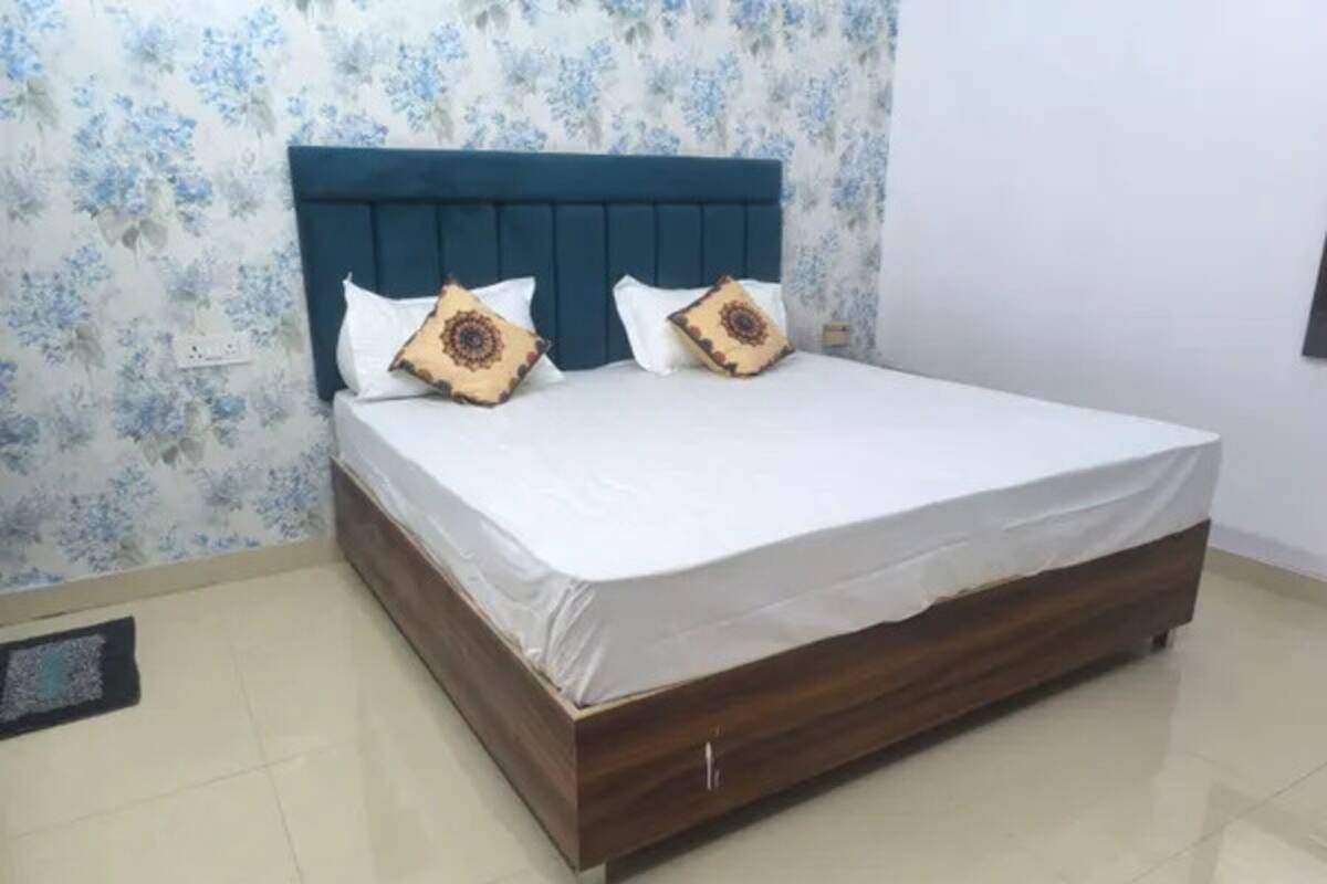 Deluxe Room | Egyptian cotton sheets, premium bedding, in-room safe, free WiFi