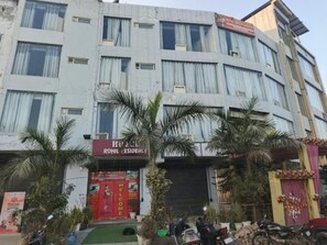 Exterior - Fabhotel Rohil Residency (New Delhi)