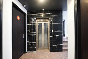 Elevator
