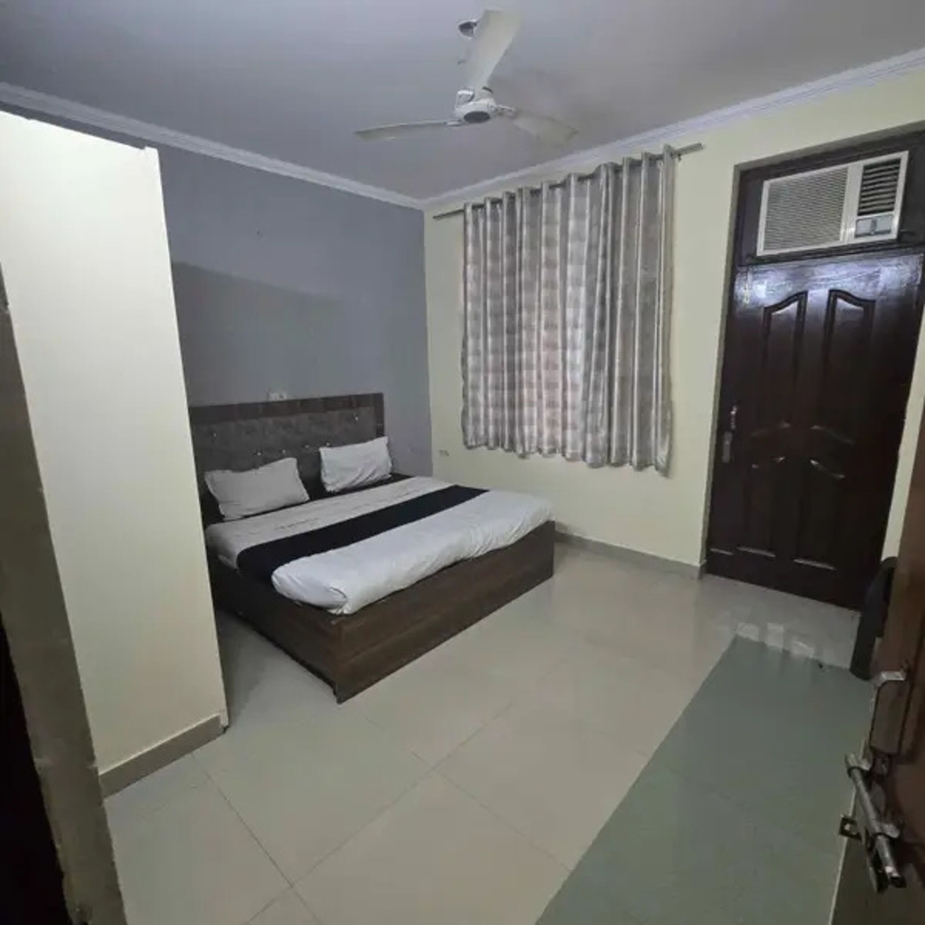 Deluxe Room | Egyptian cotton sheets, premium bedding, in-room safe, free WiFi