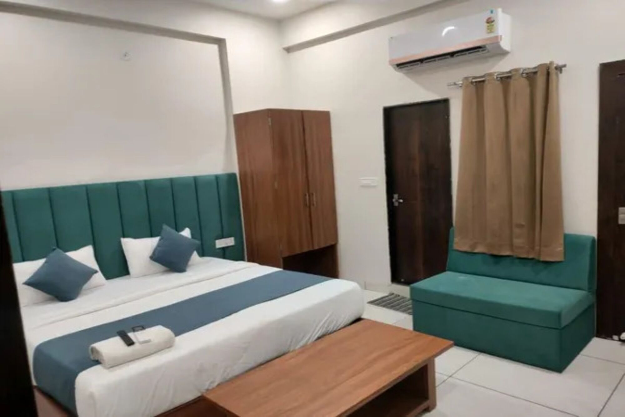 Deluxe-huone | Egyptinpuuvillaiset lakanat, ylelliset vuodevaatteet