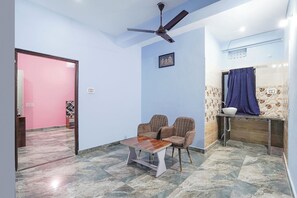 Egyptian cotton sheets, premium bedding, in-room safe, free WiFi - Fabhotel Golden Suites Near Puri Beach (Puri)