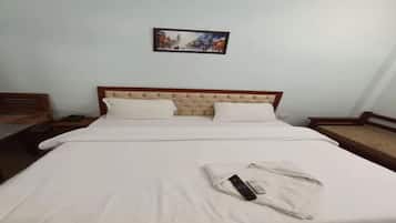 Rom – deluxe | Sengetøy i egyptisk bomull, sengetøy av topp kvalitet og safe på rommet