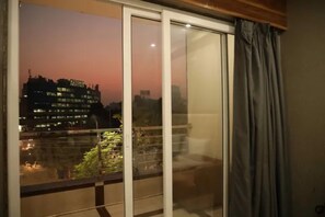 إطلالة من الشرفة