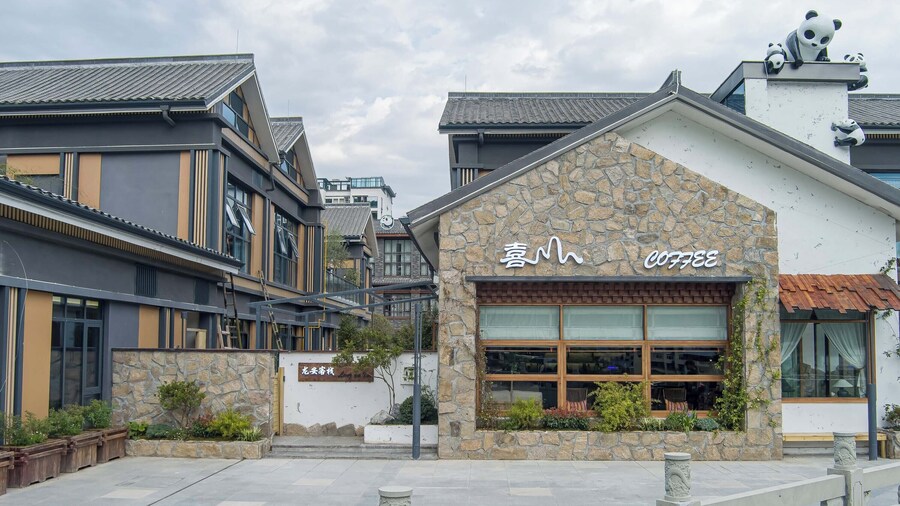 Old River Story Long'an Inn