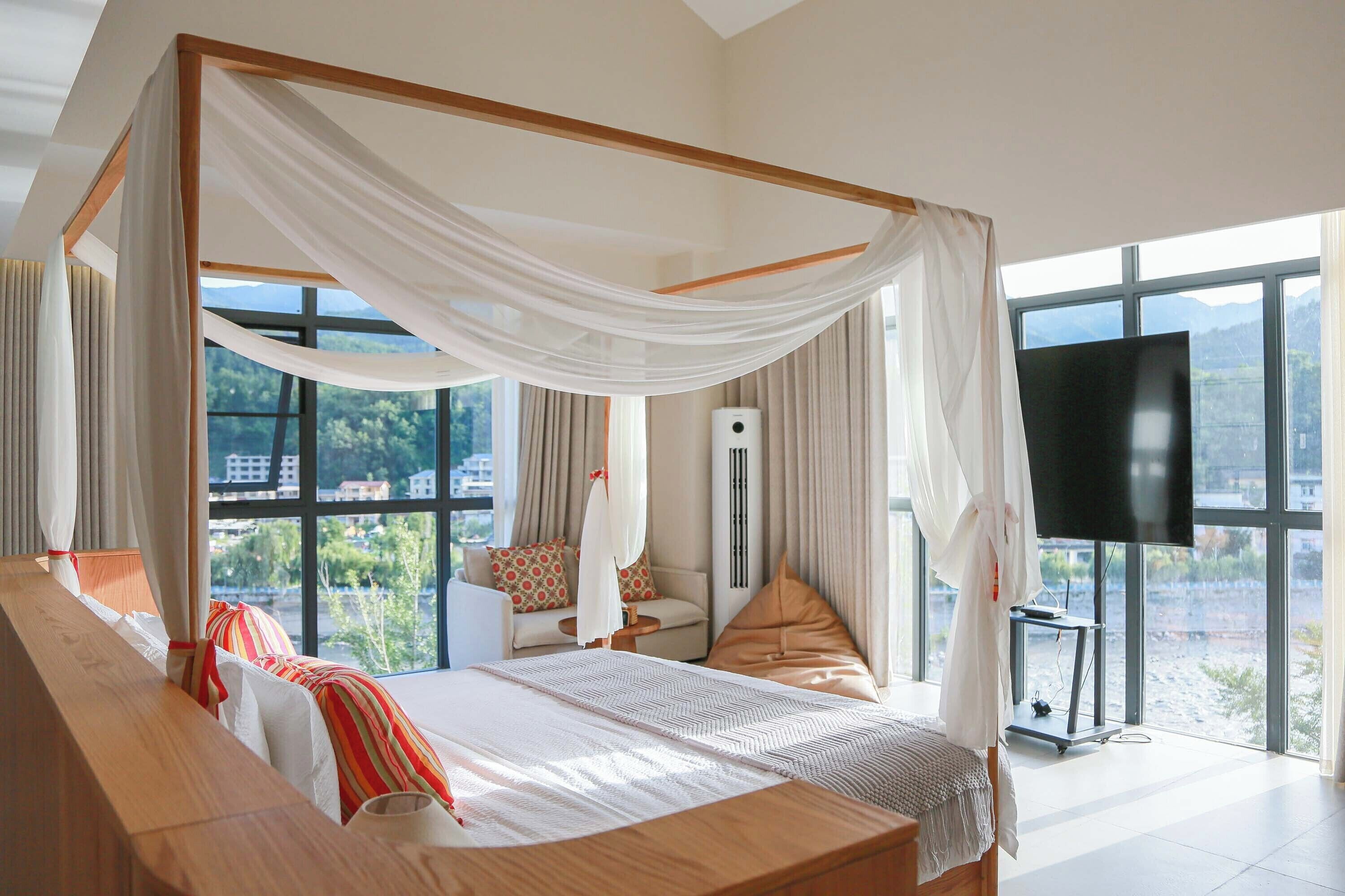 Superior Studio Suite, Courtyard View | View from room