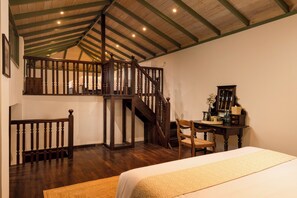 Family Suite | In-room safe, iron/ironing board, free WiFi - Ridee Kandy (Kandy)