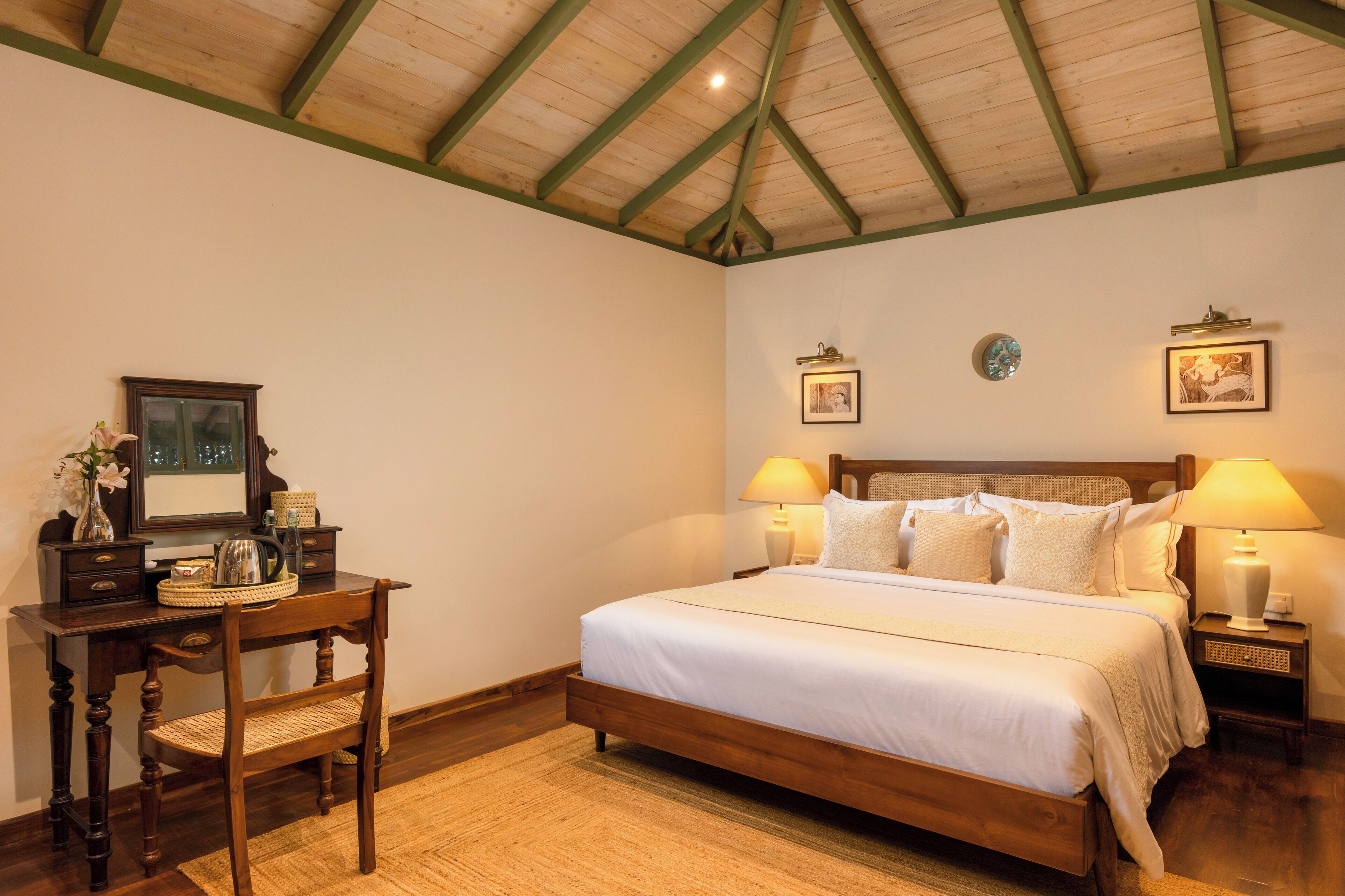 Family Suite | In-room safe, iron/ironing board, free WiFi