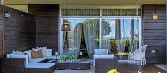 Spacious 3-Bedroom Apartment with Garden and Indoor Pool